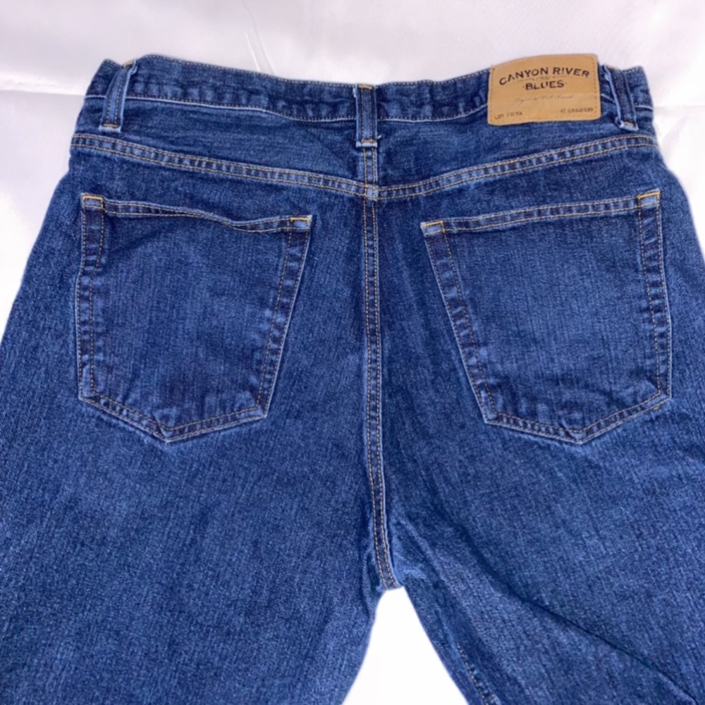 Canyon River Blues Regular Fit Jeans - Picture 10 of 11